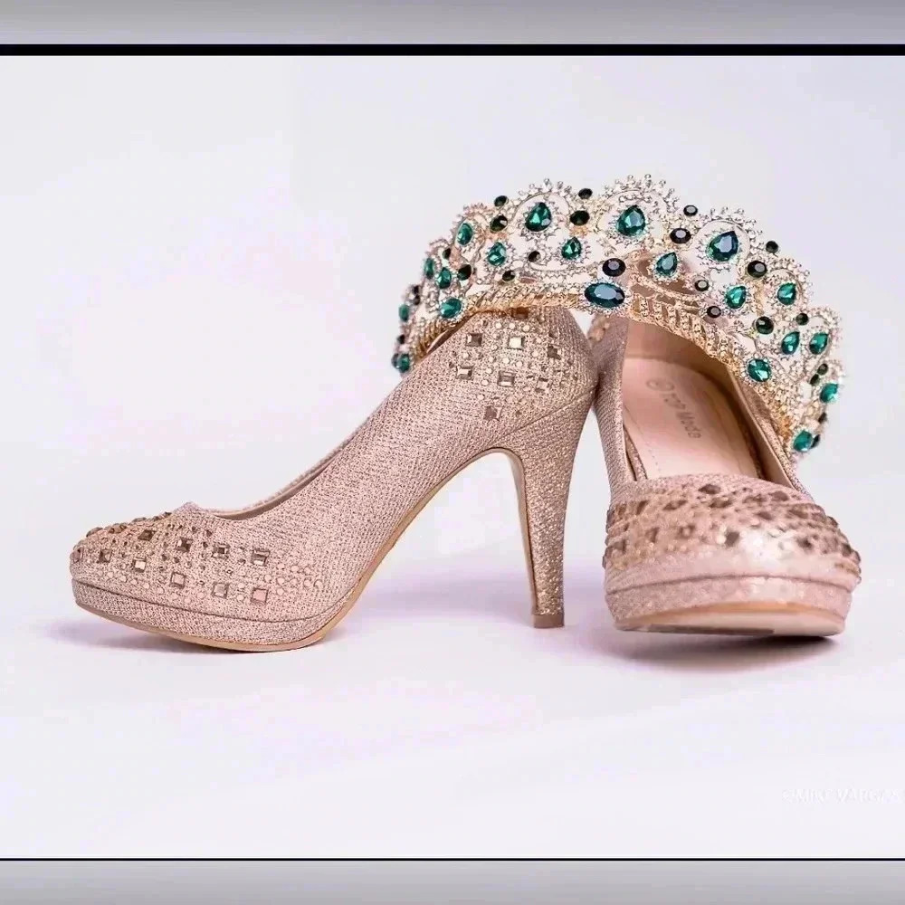 Gold Sparkled heels
